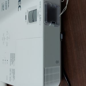 Video projector